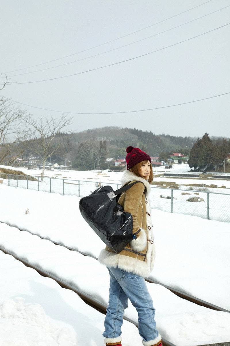 小松彩夏 Ayaka Komatsu(2)　[Wanibooks] 2011.07月号